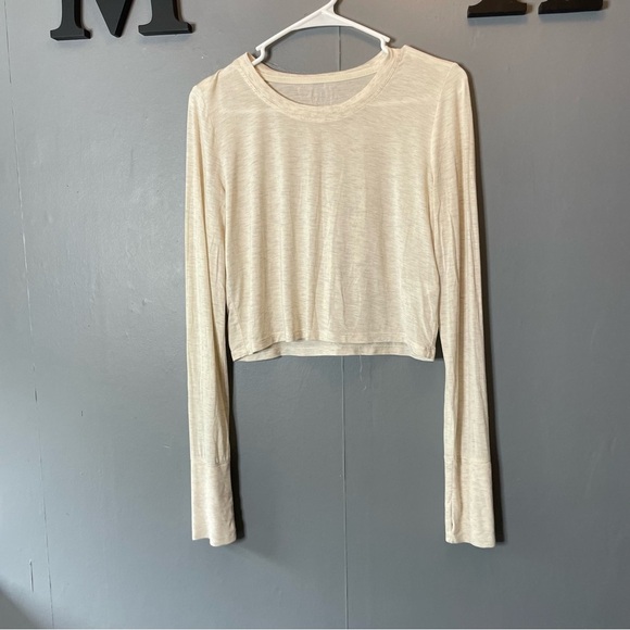 Aerie offline heathered Cream Cropped Long Sleeve Women's Top size medium - Picture 1 of 8